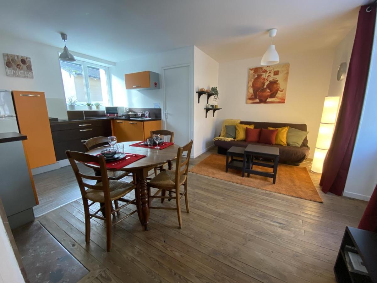 Charmant T2 Central Avec Wifi, A 15 Min Des Thermes, Parking Gratuit, Lave-Linge Et Seche-Linge Communs - Fr-1-541-98 Apartment La Roche-Posay Exterior photo